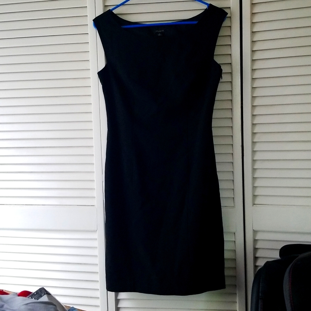 Anne Taylor black dress